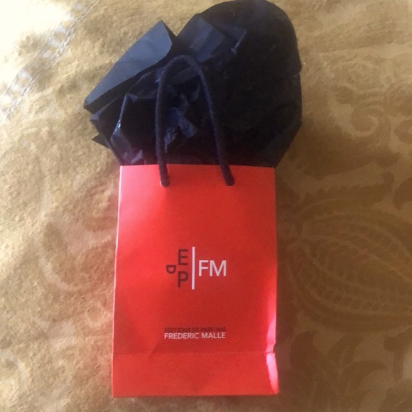 Frederic Malle Small Luxury Orange Paper Gift Bag W/Black Tissue Paper Included - Picture 1 of 1
